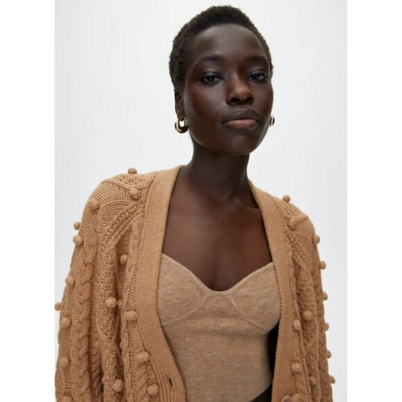 💕ARITZIA WILFRED💕 Alps Cardigan ~ Pom Pom Cable Knit Antique Beige Small - Picture 4 of 16